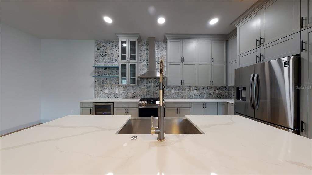 For Rent: $3,450 (3 beds, 3 baths, 2000 Square Feet)