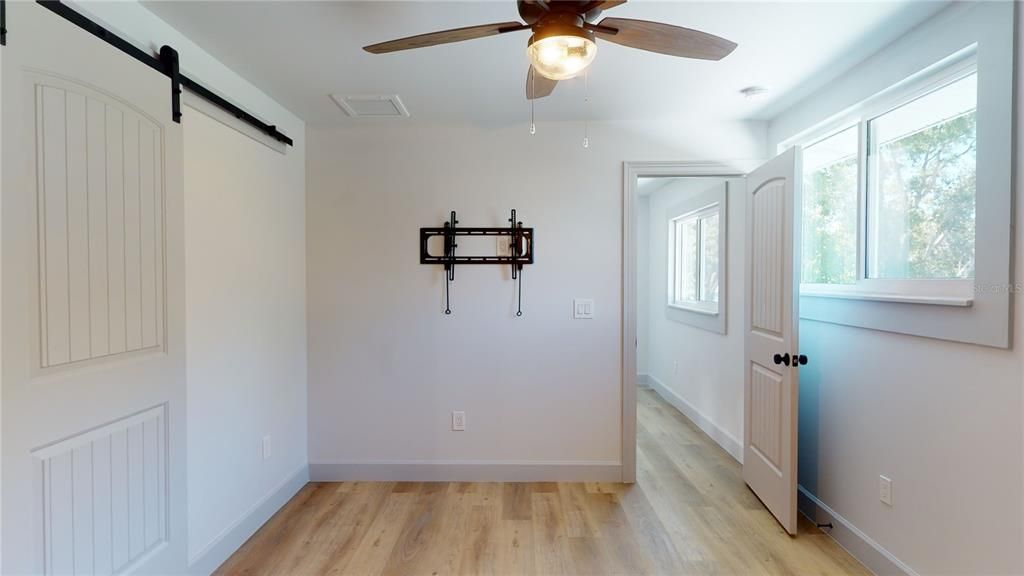 For Rent: $3,450 (3 beds, 3 baths, 2000 Square Feet)