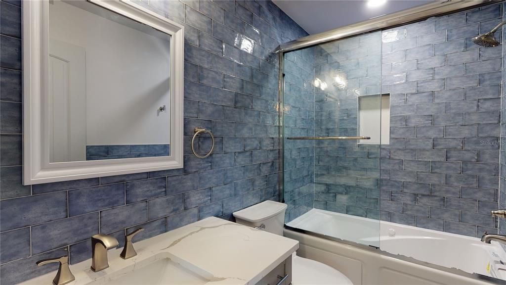 For Rent: $3,450 (3 beds, 3 baths, 2000 Square Feet)