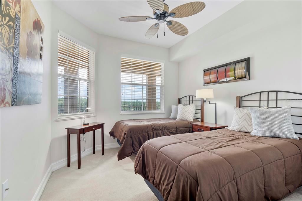 For Sale: $225,000 (2 beds, 2 baths, 1245 Square Feet)