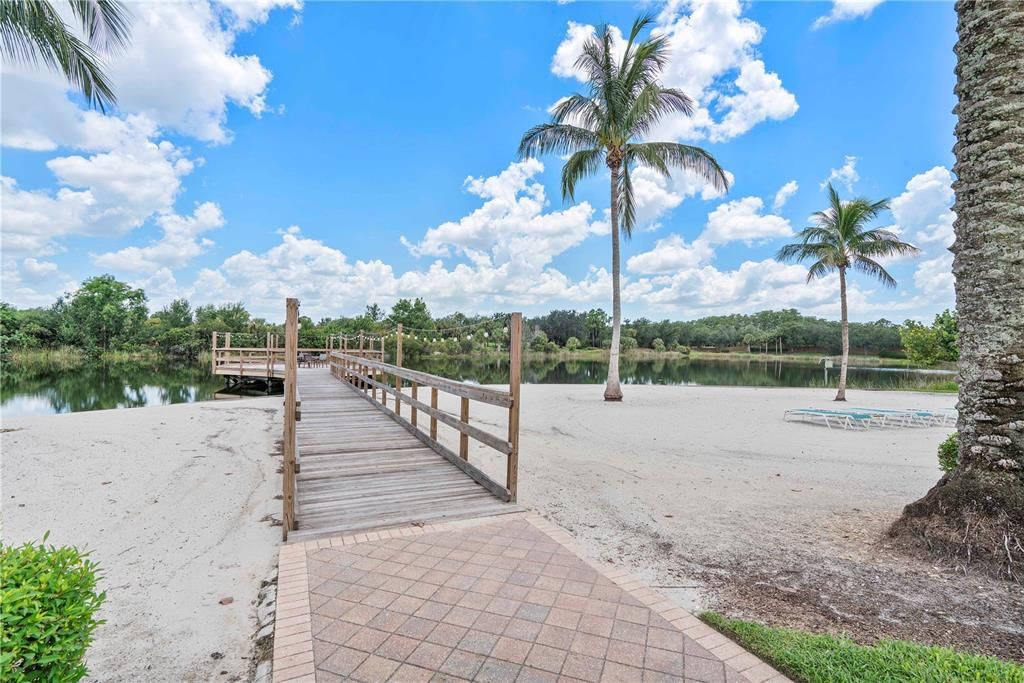 For Sale: $225,000 (2 beds, 2 baths, 1245 Square Feet)