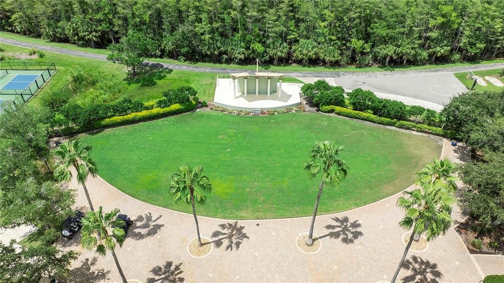 For Sale: $225,000 (2 beds, 2 baths, 1245 Square Feet)