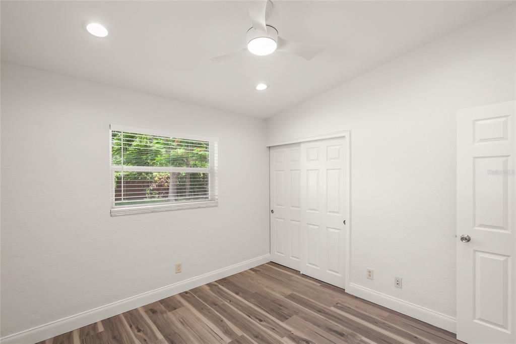 For Sale: $359,000 (3 beds, 2 baths, 1246 Square Feet)