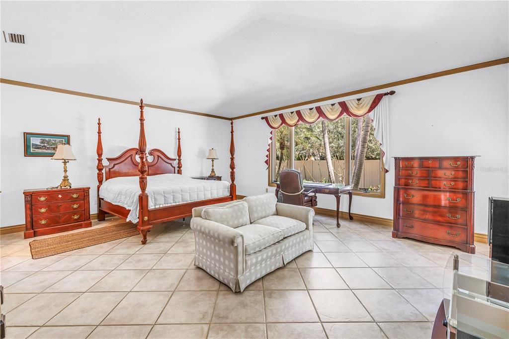 En Venta: $1,950,000 (3 camas, 3 baños, 3619 Pies cuadrados)