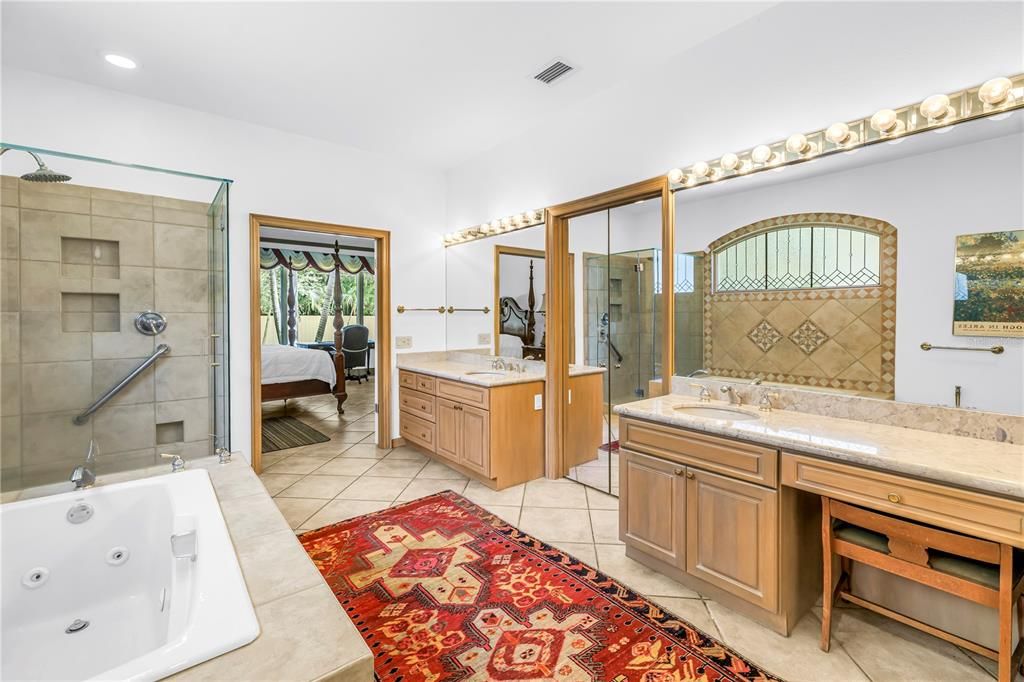 En Venta: $1,950,000 (3 camas, 3 baños, 3619 Pies cuadrados)