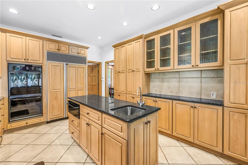 En Venta: $1,950,000 (3 camas, 3 baños, 3619 Pies cuadrados)