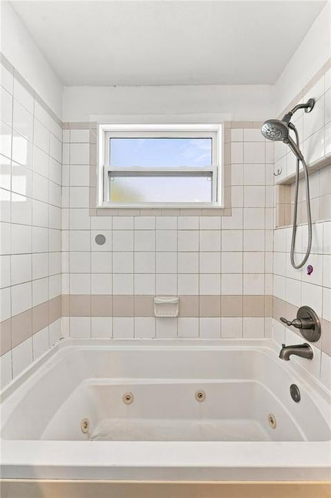 En Venta: $359,000 (3 camas, 2 baños, 1118 Pies cuadrados)
