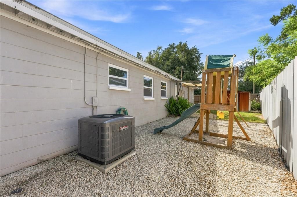 En Venta: $359,000 (3 camas, 2 baños, 1118 Pies cuadrados)