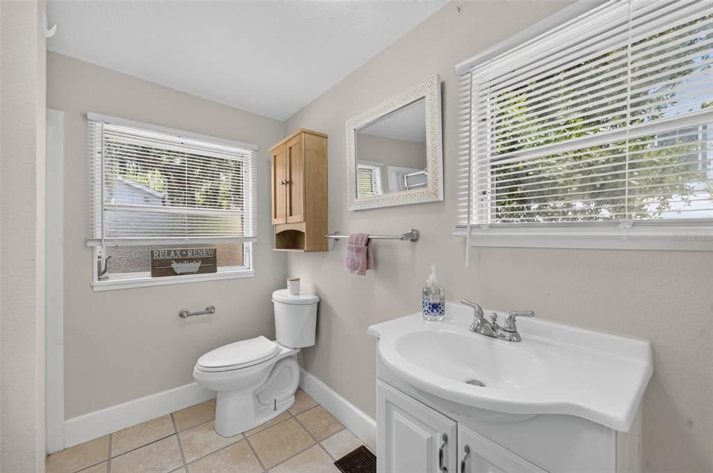 For Sale: $499,000 (3 beds, 2 baths, 1244 Square Feet)