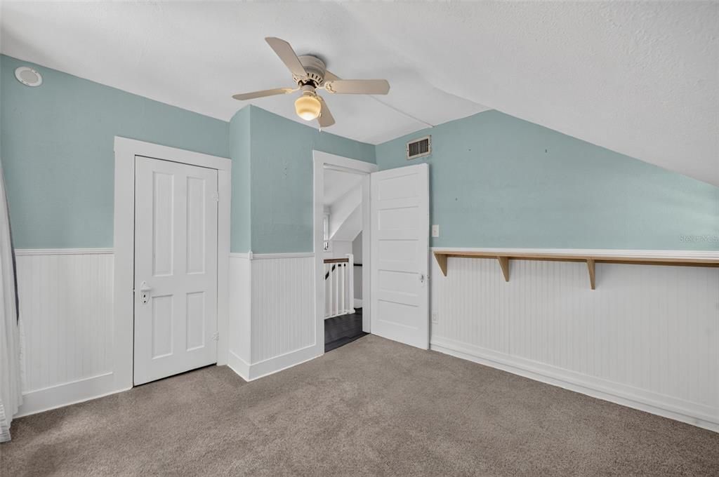 For Sale: $499,000 (3 beds, 2 baths, 1244 Square Feet)