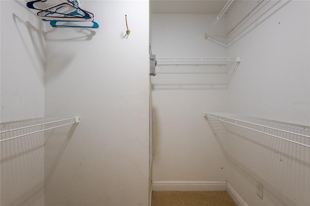 For Sale: $269,900 (2 beds, 2 baths, 1128 Square Feet)