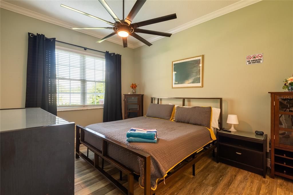 For Sale: $269,900 (2 beds, 2 baths, 1128 Square Feet)