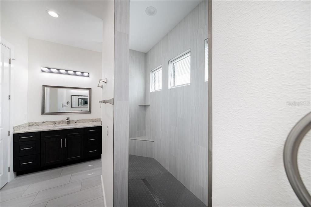 For Sale: $545,000 (3 beds, 2 baths, 1856 Square Feet)