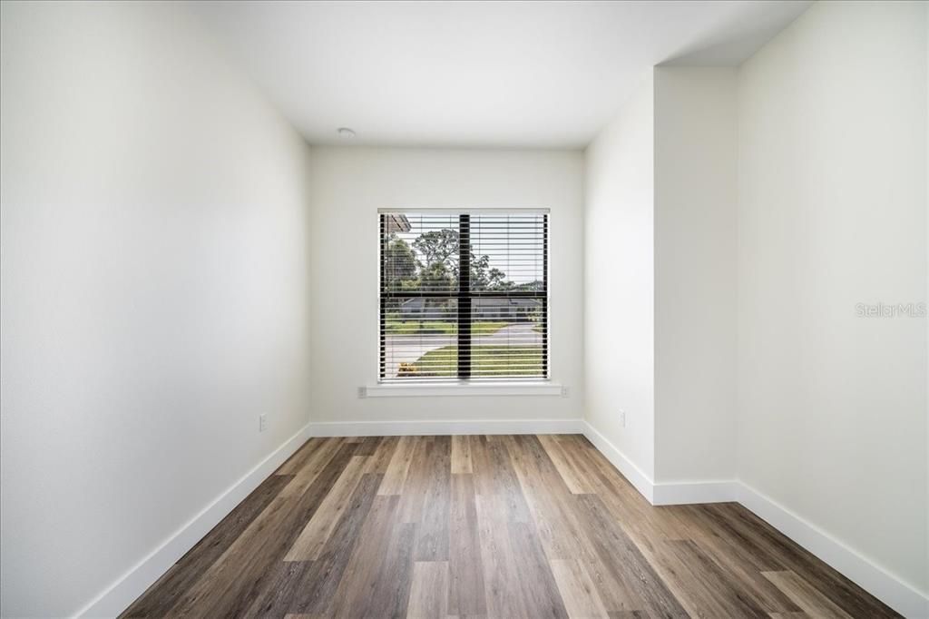 For Sale: $545,000 (3 beds, 2 baths, 1856 Square Feet)