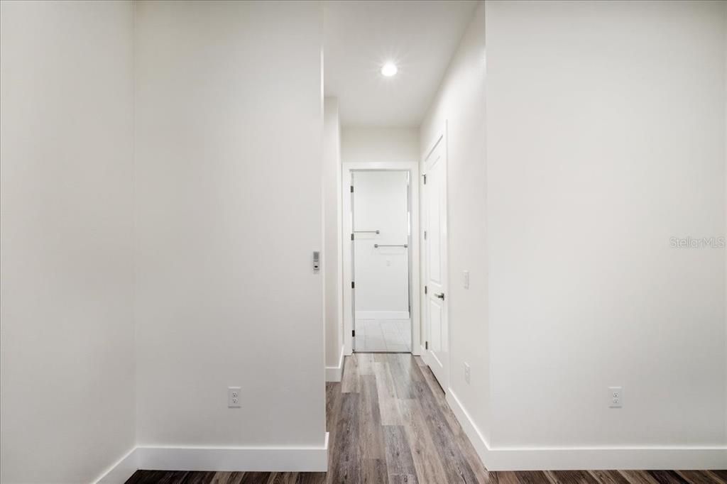 For Sale: $545,000 (3 beds, 2 baths, 1856 Square Feet)