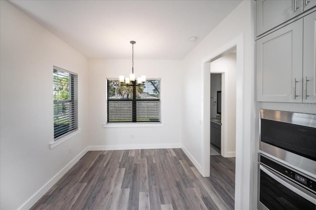 For Sale: $545,000 (3 beds, 2 baths, 1856 Square Feet)
