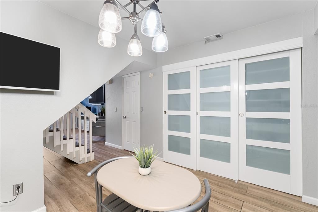 For Rent: $2,000 (2 beds, 2 baths, 1148 Square Feet)