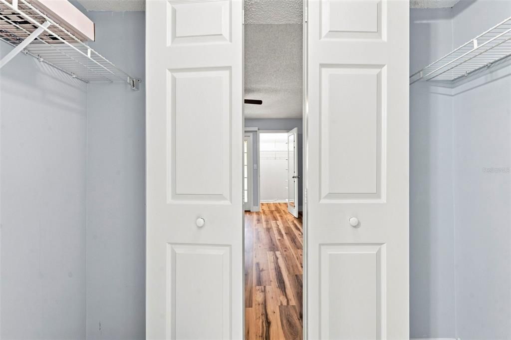 For Rent: $1,600 (1 beds, 1 baths, 550 Square Feet)