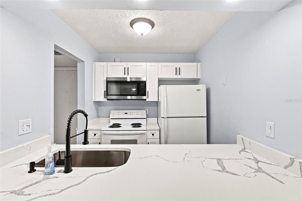 For Rent: $1,600 (1 beds, 1 baths, 550 Square Feet)