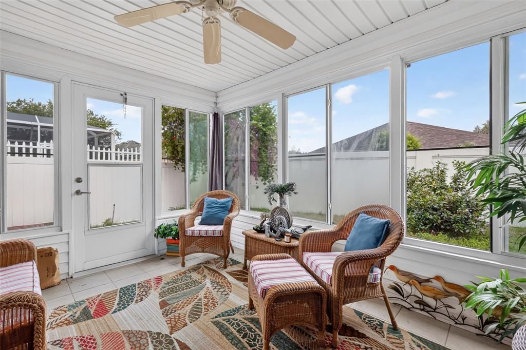 For Sale: $300,000 (2 beds, 2 baths, 1200 Square Feet)