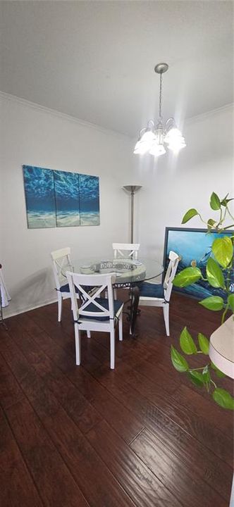 For Sale: $189,900 (1 beds, 1 baths, 868 Square Feet)