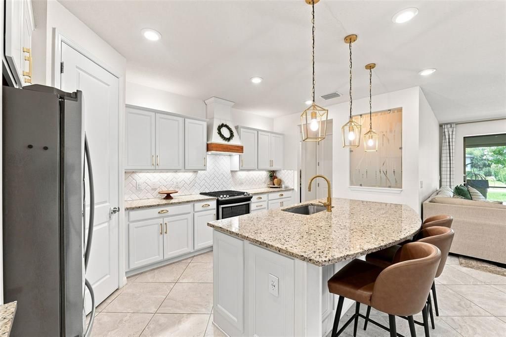 For Rent: $4,300 (4 beds, 3 baths, 2844 Square Feet)