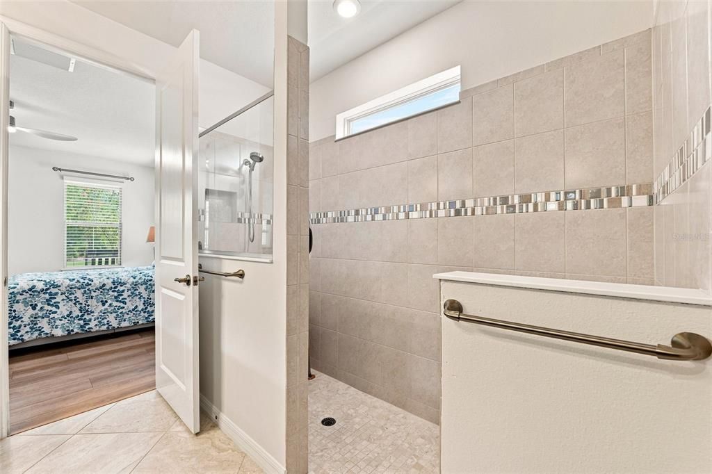 For Rent: $4,300 (4 beds, 3 baths, 2844 Square Feet)
