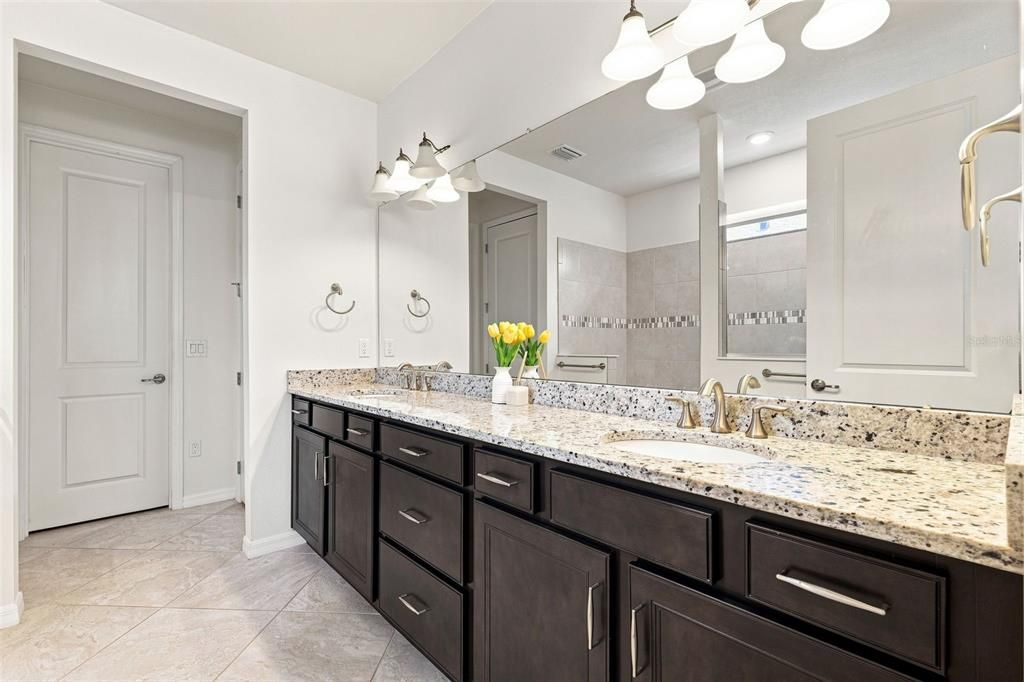 For Rent: $4,300 (4 beds, 3 baths, 2844 Square Feet)
