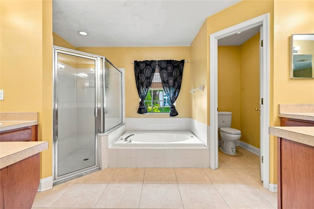 For Sale: $435,000 (4 beds, 3 baths, 2242 Square Feet)