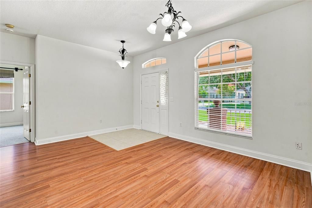 For Sale: $435,000 (4 beds, 3 baths, 2242 Square Feet)