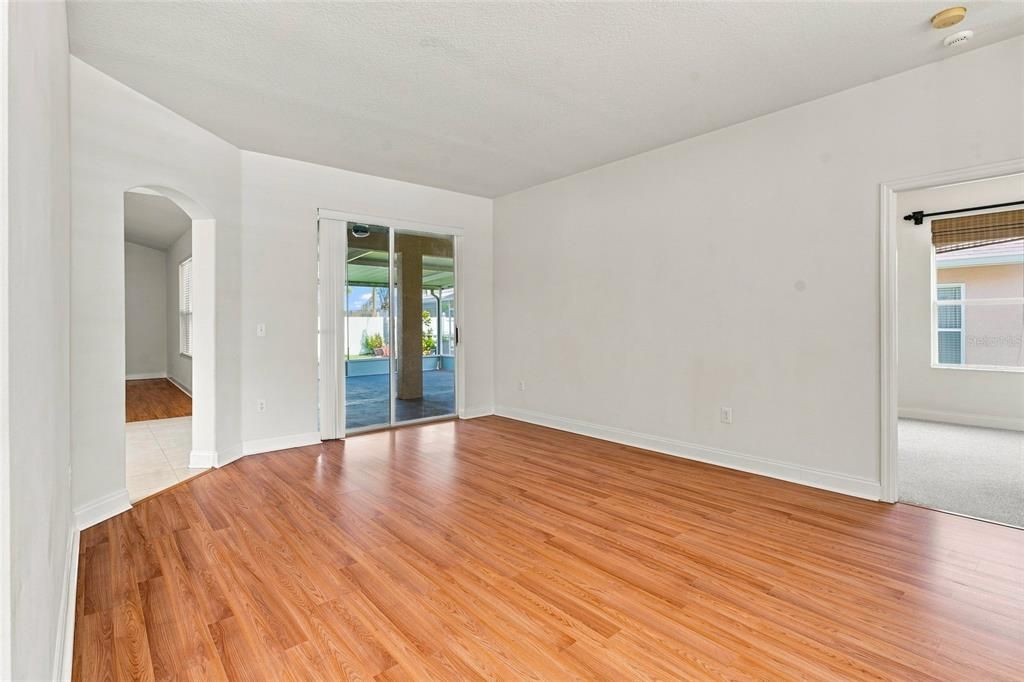 For Sale: $435,000 (4 beds, 3 baths, 2242 Square Feet)