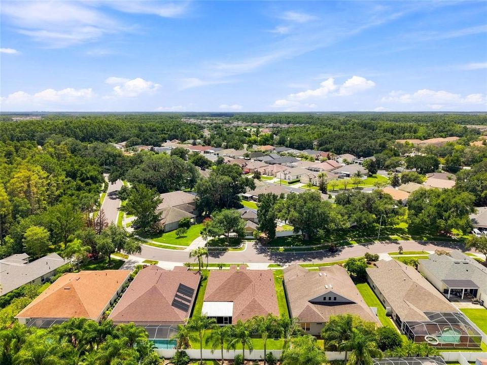 For Sale: $435,000 (4 beds, 3 baths, 2242 Square Feet)
