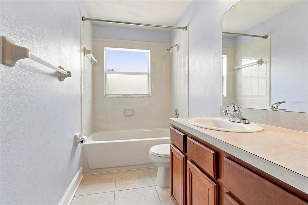 For Sale: $435,000 (4 beds, 3 baths, 2242 Square Feet)