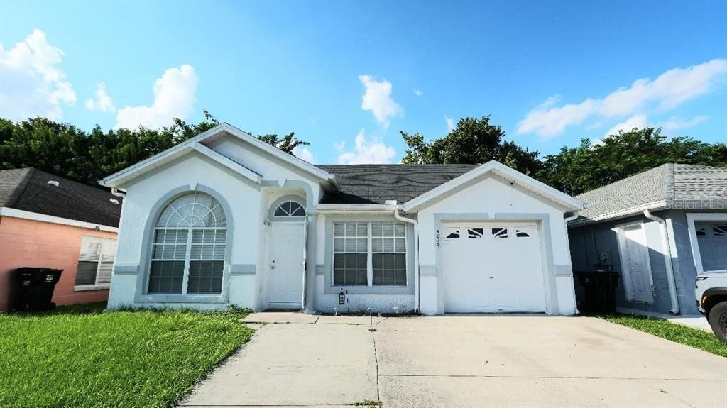 For Rent: $2,100 (3 beds, 2 baths, 1130 Square Feet)