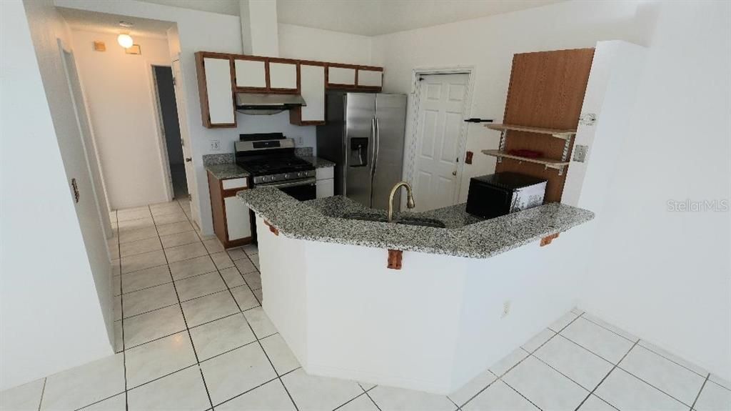 For Rent: $2,100 (3 beds, 2 baths, 1130 Square Feet)