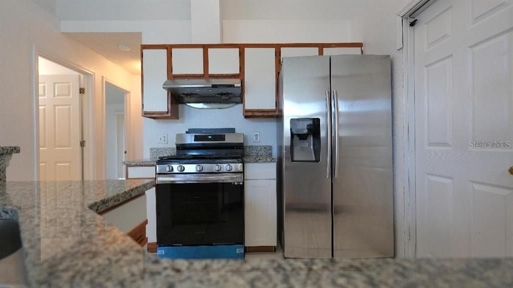 For Rent: $2,100 (3 beds, 2 baths, 1130 Square Feet)
