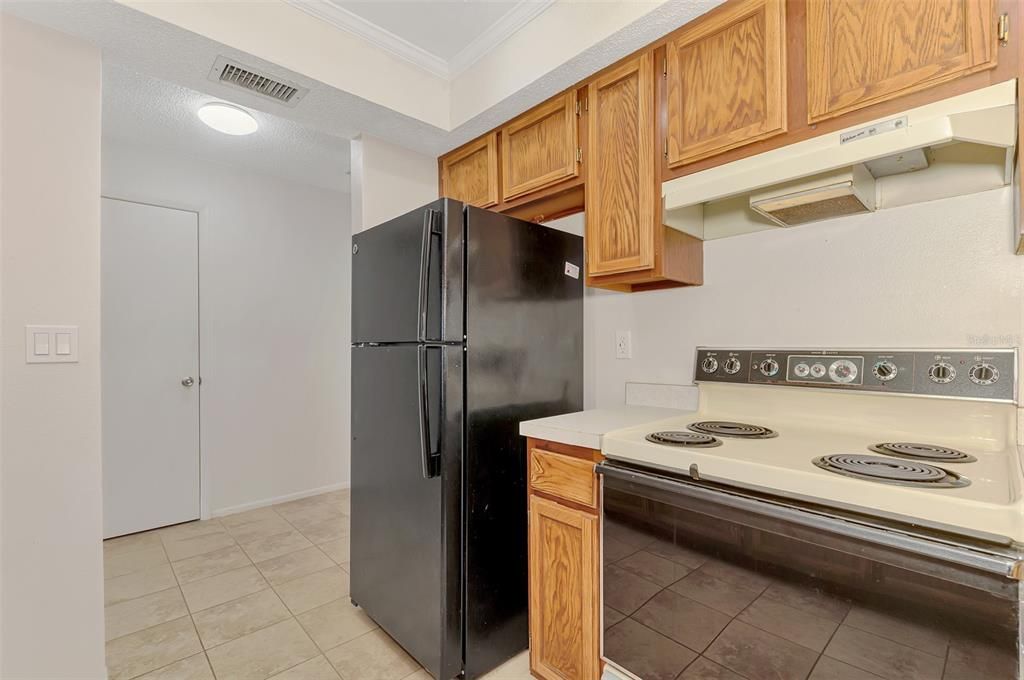 For Sale: $229,000 (2 beds, 2 baths, 1129 Square Feet)