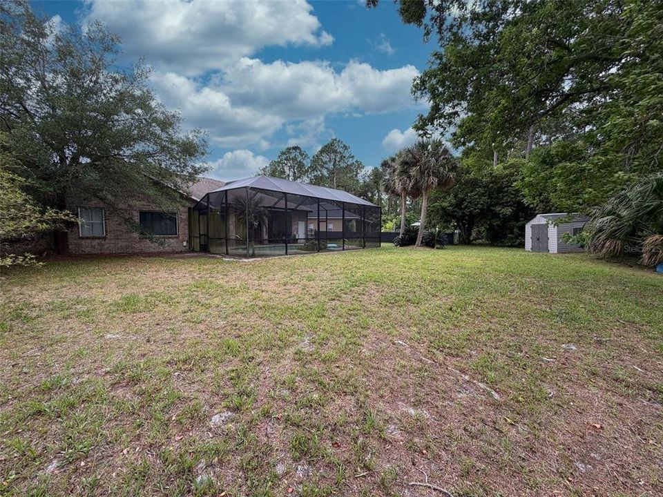 For Sale: $375,000 (3 beds, 3 baths, 2056 Square Feet)
