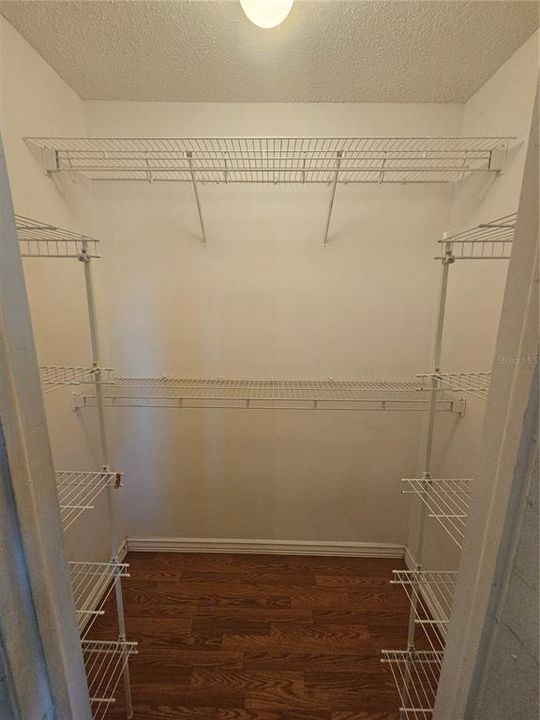 For Rent: $2,000 (3 beds, 2 baths, 1588 Square Feet)