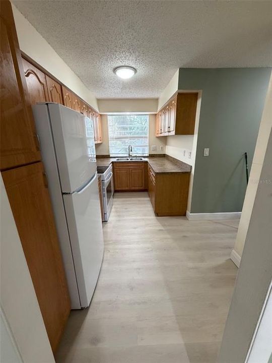 For Rent: $2,000 (3 beds, 2 baths, 1588 Square Feet)