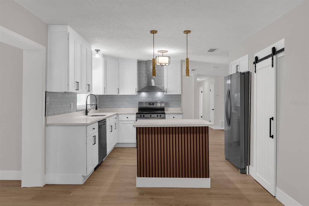 For Sale: $299,000 (3 beds, 2 baths, 1849 Square Feet)