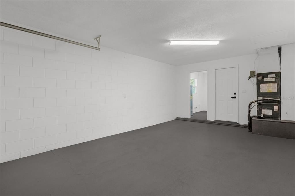 For Sale: $299,000 (3 beds, 2 baths, 1849 Square Feet)