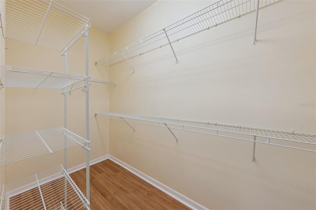 На продажу: $479,900 (4 спален, 3 ванн, 2603 Квадратных фут)