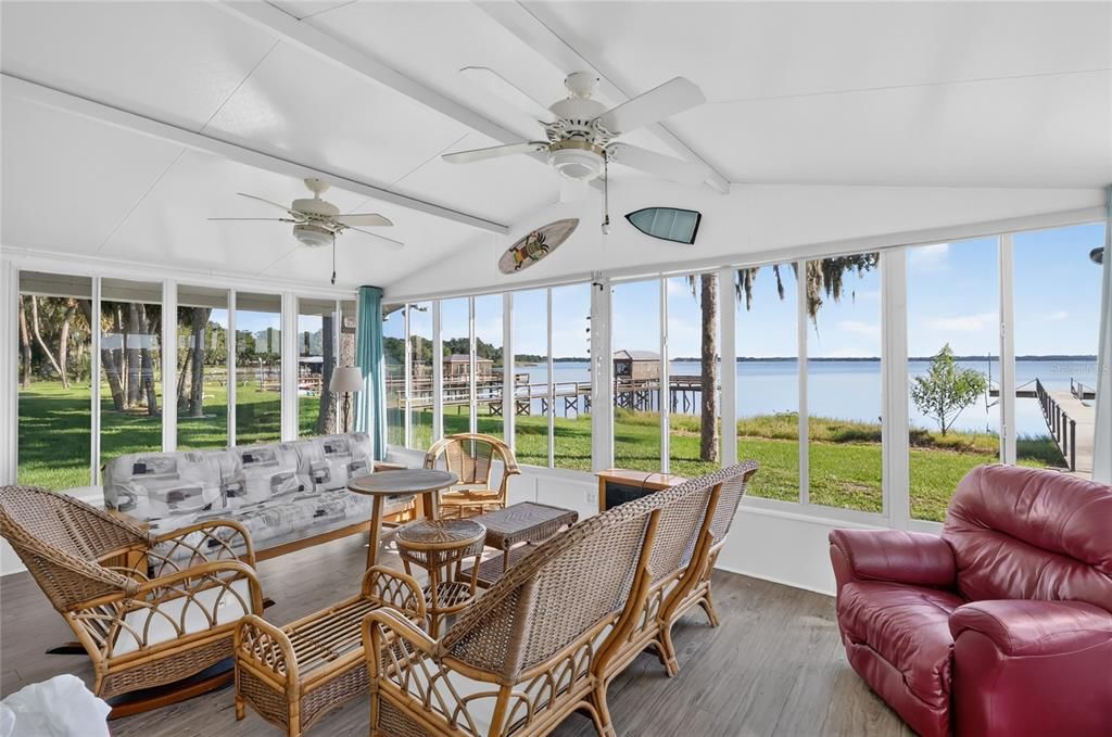 For Sale: $429,000 (2 beds, 2 baths, 1456 Square Feet)