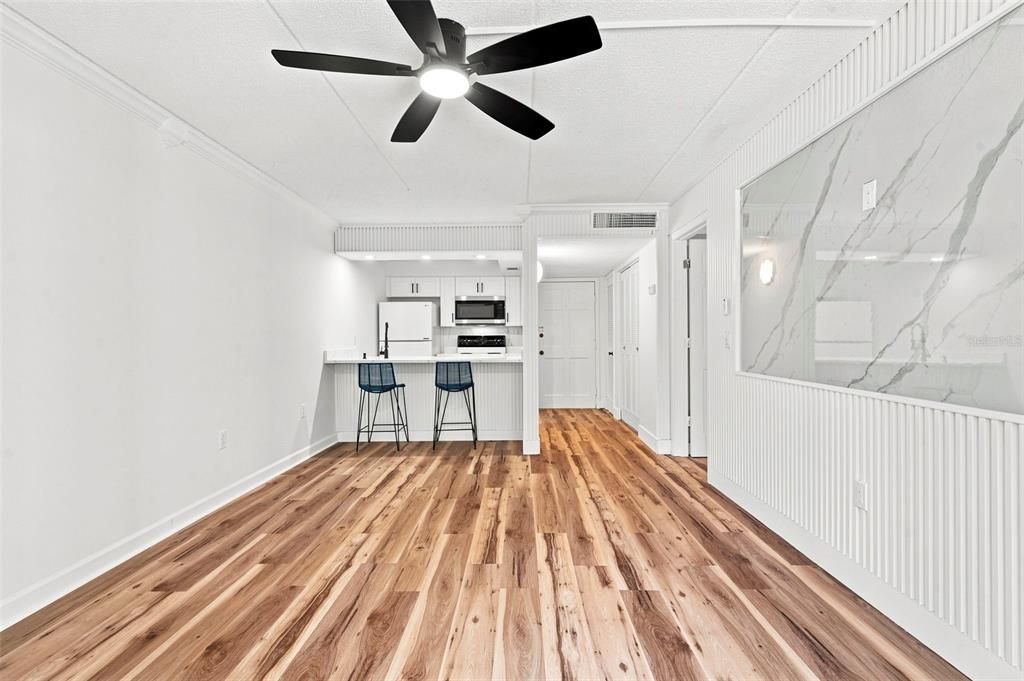 For Rent: $1,600 (1 beds, 1 baths, 550 Square Feet)
