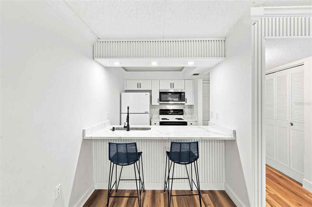 For Rent: $1,600 (1 beds, 1 baths, 550 Square Feet)