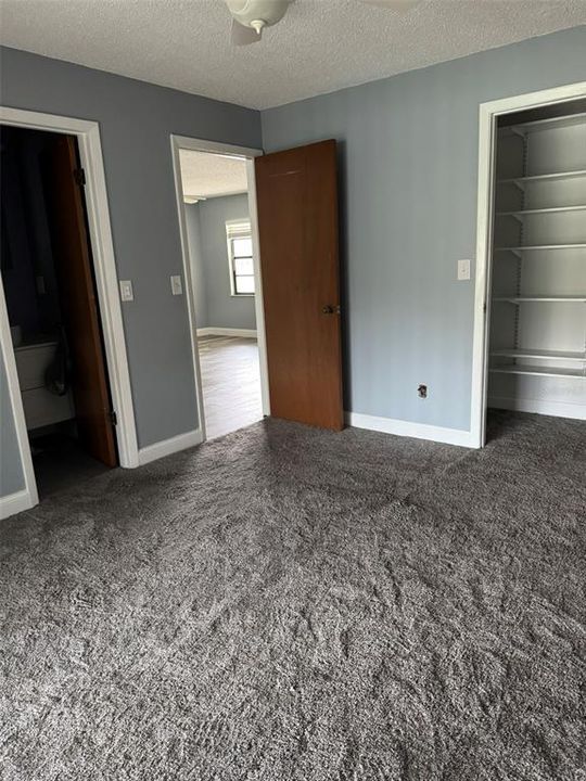 En Venta: $292,500 (3 camas, 2 baños, 1570 Pies cuadrados)