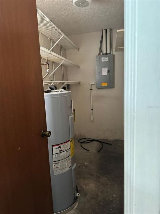 En Venta: $292,500 (3 camas, 2 baños, 1570 Pies cuadrados)