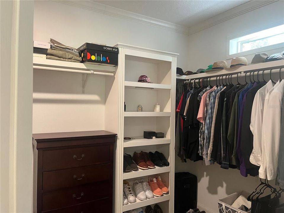 En Venta: $315,000 (4 camas, 2 baños, 2255 Pies cuadrados)