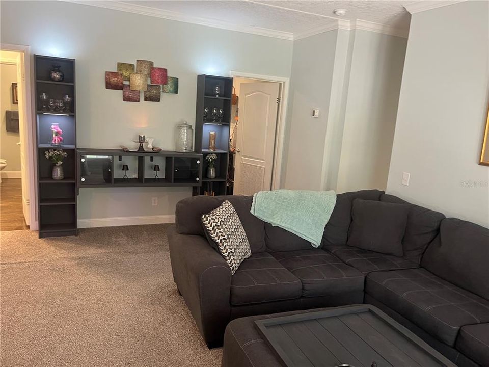 En Venta: $315,000 (4 camas, 2 baños, 2255 Pies cuadrados)